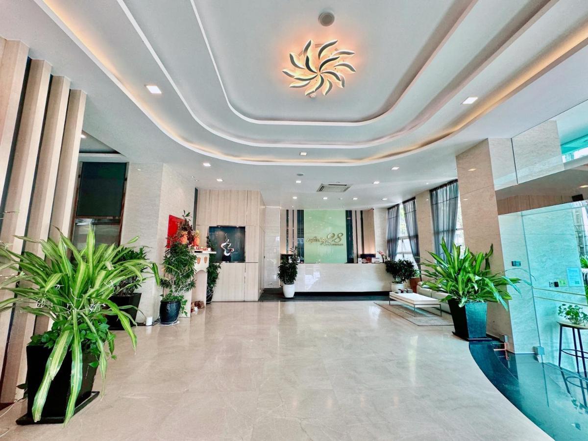 Infinity 28 Hotel And Residence Phnompen Kültér fotó