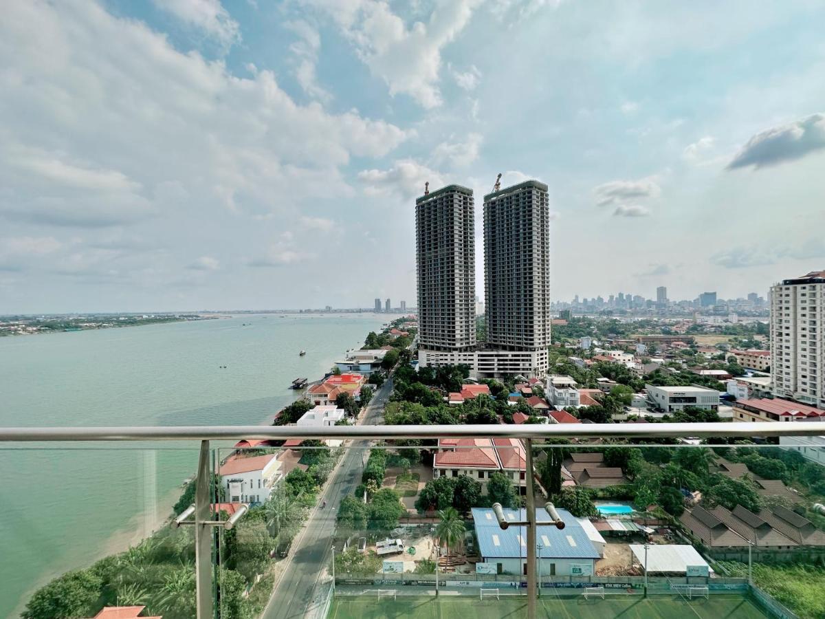 Infinity 28 Hotel And Residence Phnompen Kültér fotó